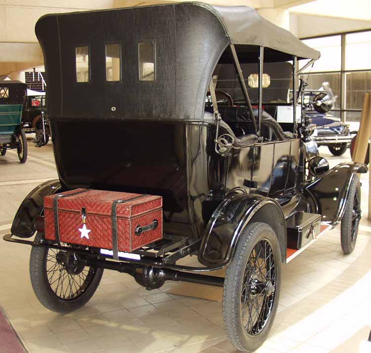 23 Ford Model T Touring