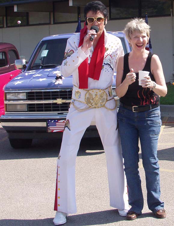It's Elvis & Friend