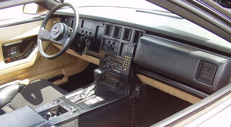 85 Corvette Coupe Dash