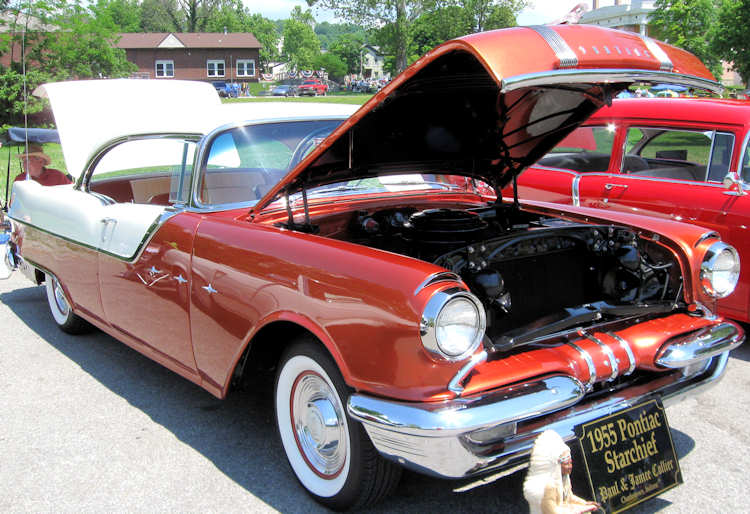 55 Pontiac 2dr Hardtop